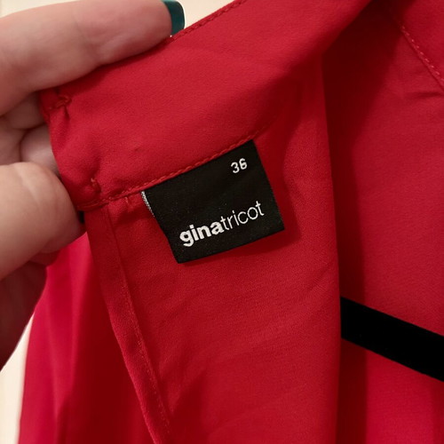 Gina Tricot red blouse size 36