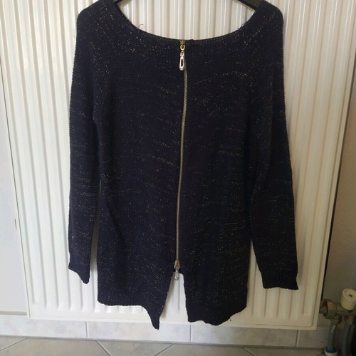 Knitted sweater with zipper like new, dark blue with gold thread