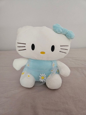 Παιχνίδι Hello Kitty από λούτρινο νέο