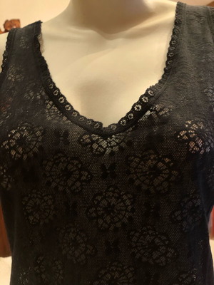 A-Style black super camisoles new, lace comfortable fit M-L