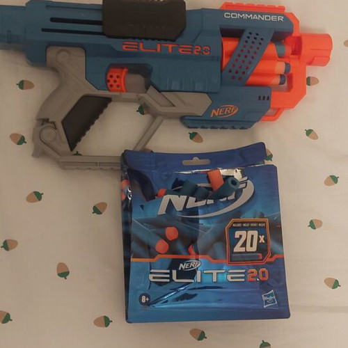 Nerf Commander Elite 2.0 blaster like new with extra 20 darts