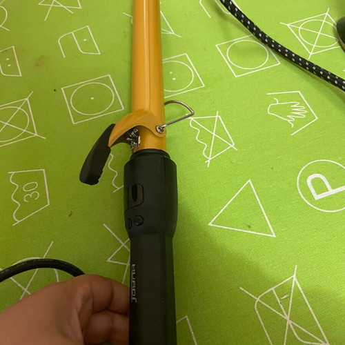Hair curling iron like new