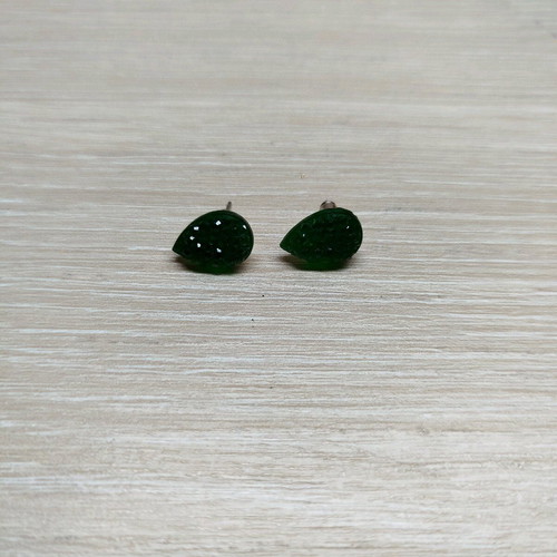 Green teardrop earrings like new stainless steel