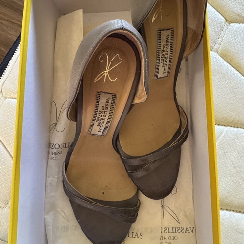 Vassilis Zoulias satin gray leather sandals like new, size 36
