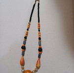 Necklace like new with beautiful stones