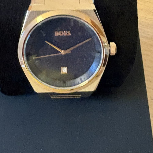 Boss men's watch with blue black dial and gold plated bracelet new