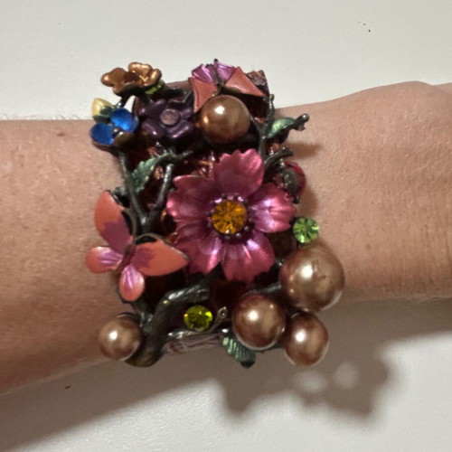 Bracelet with clasp