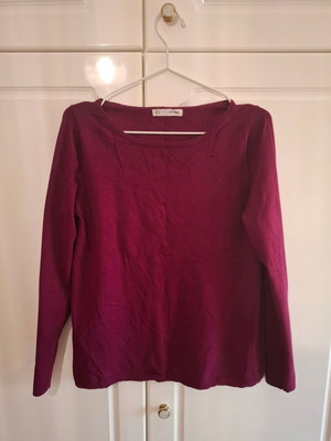 Sfera Basic berry knitted sweater like new, size L