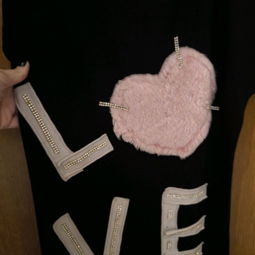 Sosexy blouse with sewn LOVE letters like new