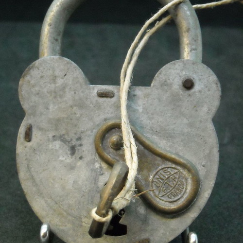 Large Unis F.T.H. France padlock used with functional key