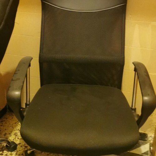 Office chairs like new, pack of 4, black