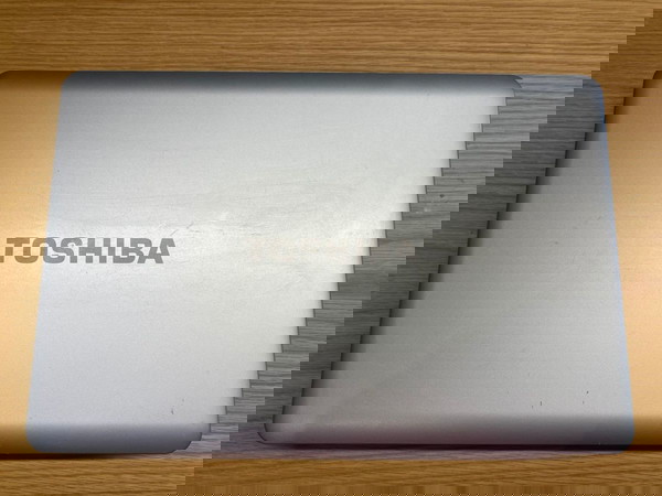 Laptop TOSHIBA