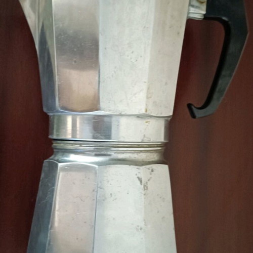 Moka pot large used, stove and gas compatible, 2-3 cups espresso