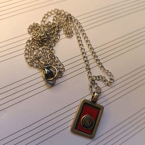 Silver pendant 925 with stainless steel chain like new