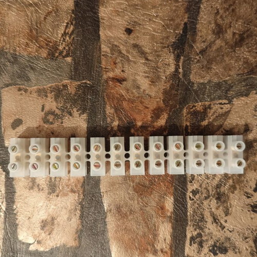 Terminal block 16-pin in 12-pin row white, new