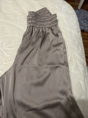 Elastic loose pants size M like new, very comfortable fabric