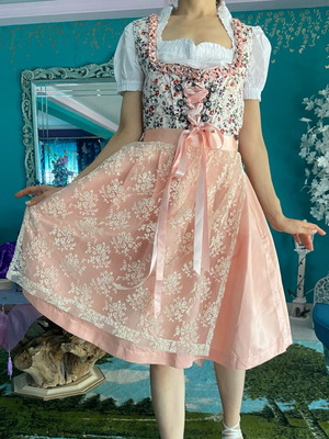 Floral Bavarian Dirndl Dress with Lace Apron like new, size S