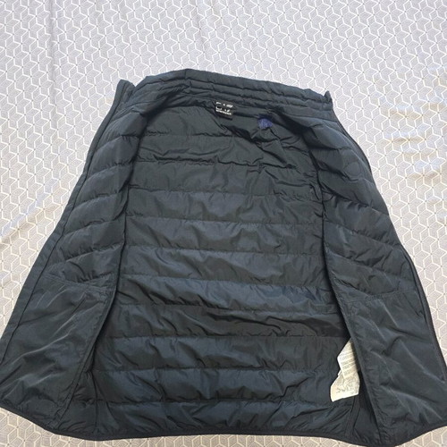 Men's vest Emporio Armani EA7 used, size M, with natural down