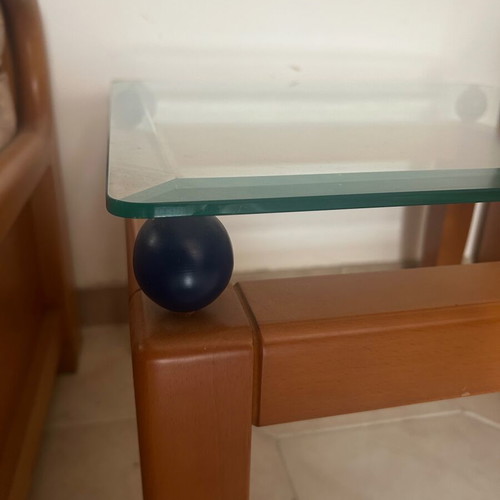 Square coffee table with glass top like new, 55x55x42 cm