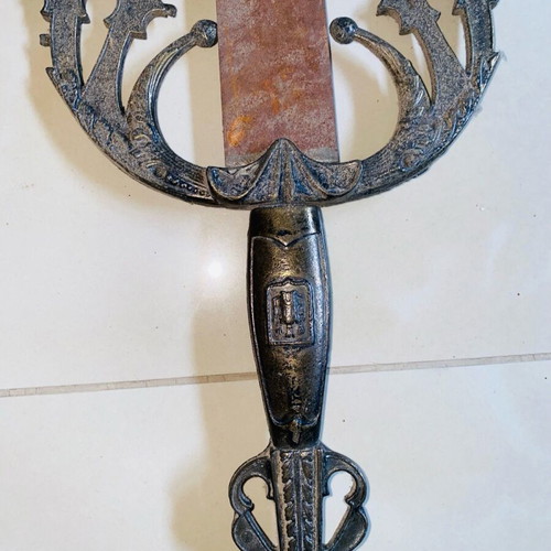 Decorative sword, 112 cm, rusty