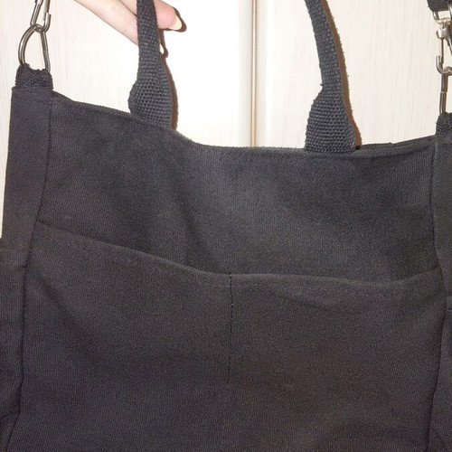 Shein crossbody bag like new, black fabric with metal details