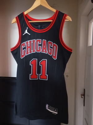 Nike Chicago Bulls DeMar DeRozan φανέλα μαύρη M σαν καινούργιο