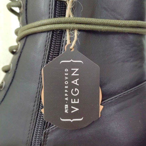 Refresh vegan leather ankle boots new, black, size 41