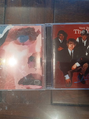 2 CD συλλογές Greatest Hits Happy Mondays και The Yardbirds σαν καινούργια