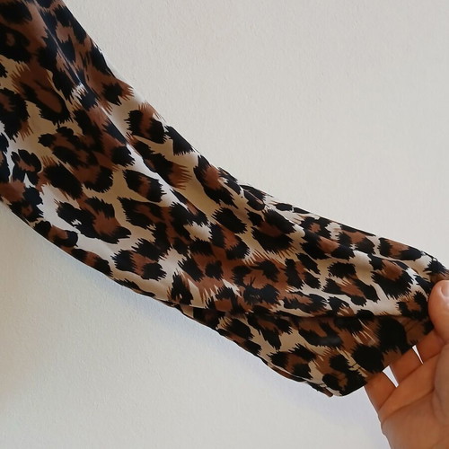 Women's leopard print blouse like new, one size, airy with 3/4 sleeve