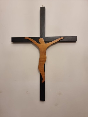 Wooden cross like new, dimensions 80×55