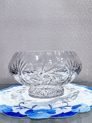 Κρυστάλλινο μπολ 16εκ. καινούργιο με χαραγμένα σχέδια αστέρων
