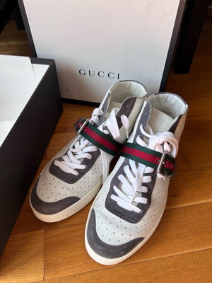 Gucci white athletic sneaker like new, size 42-43