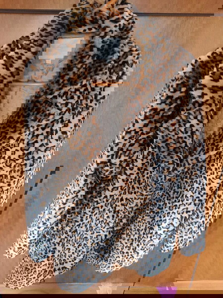 Λεοπαρ γουνα,size M,αφορετη( συνθετική γούνα)