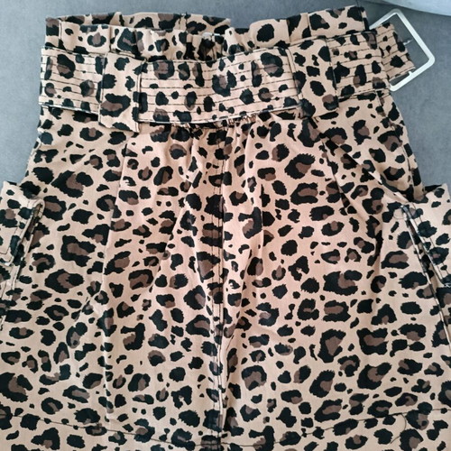 Zara leopard print high waist skirt with belt like new, size S