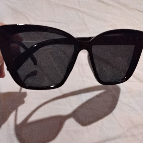 Sunglasses new, black color