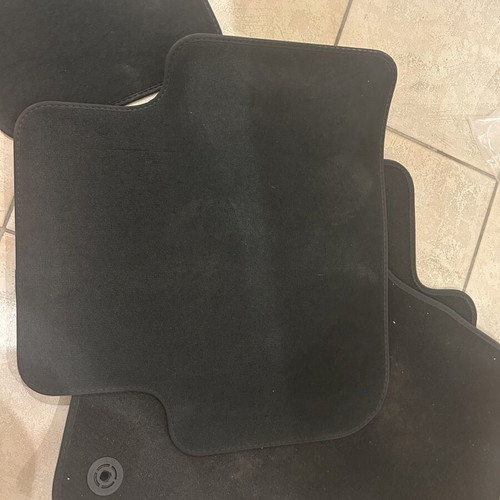 Audi Q3 2022+ Original Floor Mats new