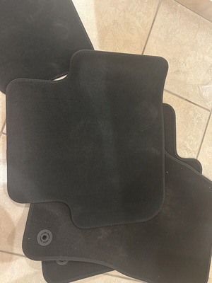 Audi Q3 2022+ Original Floor Mats new