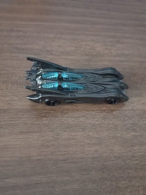 Hot Wheels DC Comics Batmobile Dark Gray with Blue Windows Mattel 2004