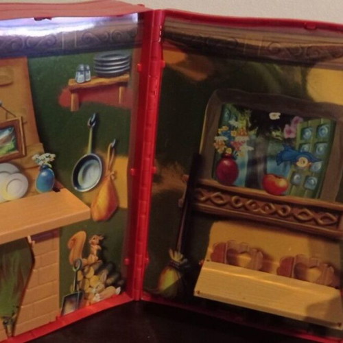 Snow White and the Seven Dwarfs Playset used