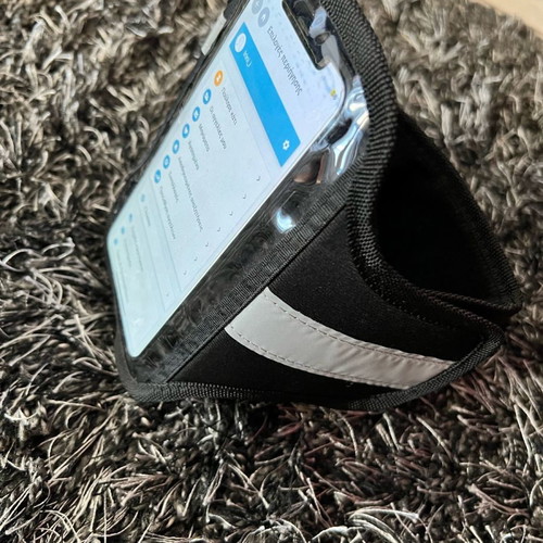 Mobile armband case for up to 6.3 inches