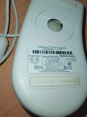 Microsoft PS2 mouse used, excellent working condition