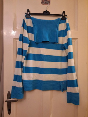 Striped turtleneck used, comfortable fit, size M, white and blue