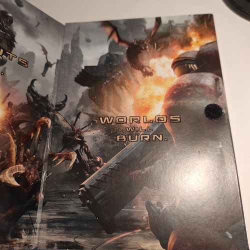 Starcraft II Heart of the Swarm expansion set like new for PC
