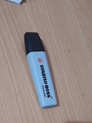 Stabilo highlighter in gray color new