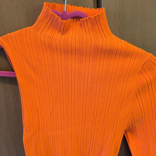 H&M orange bodysuit medium new without tag