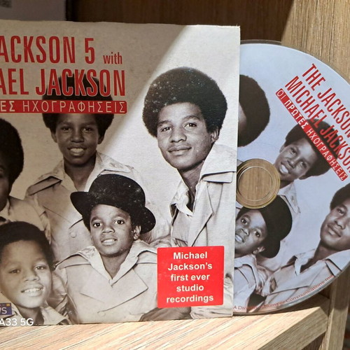 Michael Jackson pack of 3 unused DVDs and 1 CD sleeve pop