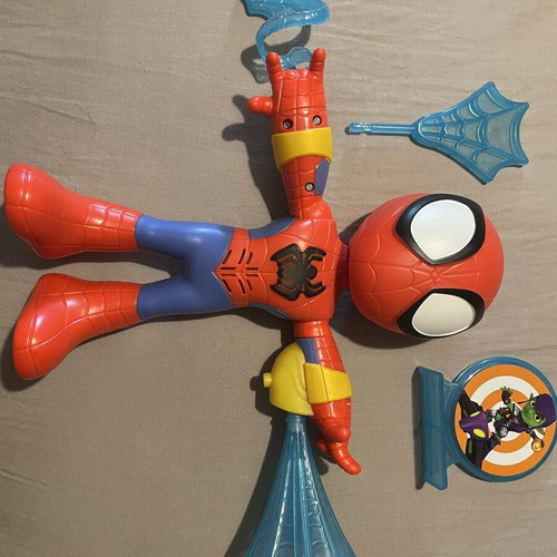 Marvel Spidey and His Amazing Friends Electronic Suit Up Spidey interactive figure, Hasbro