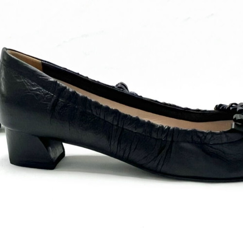 Prada leather mid heels used, size 38.5, black