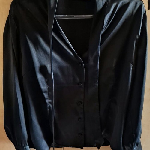 More&More satin shirt black, like new, size 42