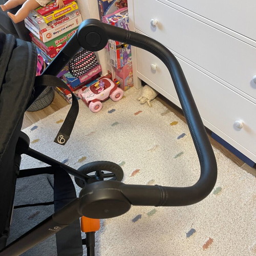 Stokke Beat stroller with carry cot like new, with boxes and instructions